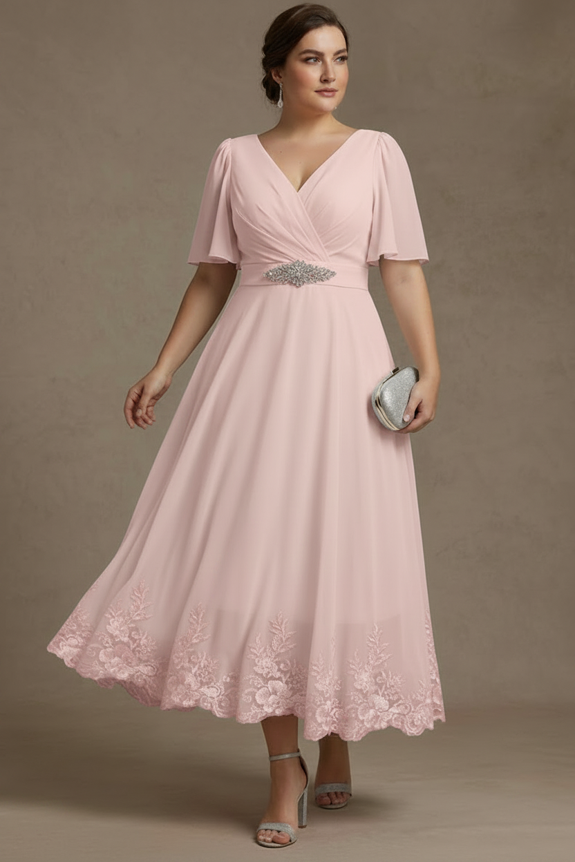 A-Line/Princess V Neck Plus Size Mother of the Bride Dresses Short Sleeves Chiffon Lace Tea Length with Sash