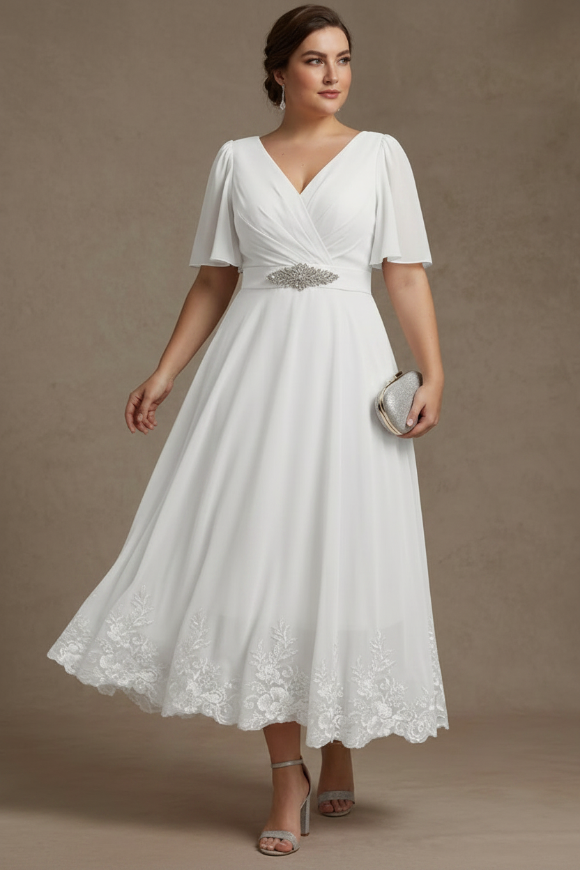 A-Line/Princess V Neck Plus Size Mother of the Bride Dresses Short Sleeves Chiffon Lace Tea Length with Sash
