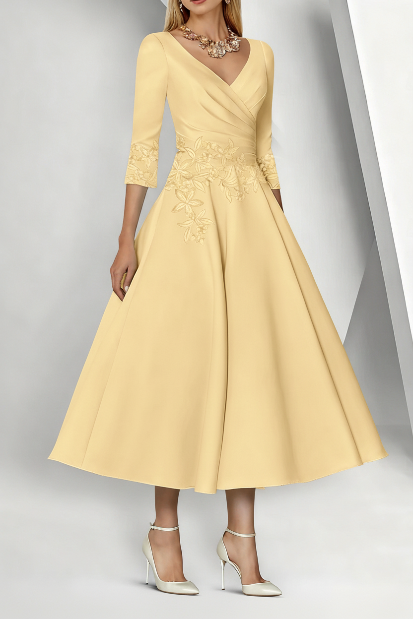 A-Line/Princess V-Neck Satin Mother of the Bride Dresses 3/4 Sleeves Pleated Lace Tea-Length