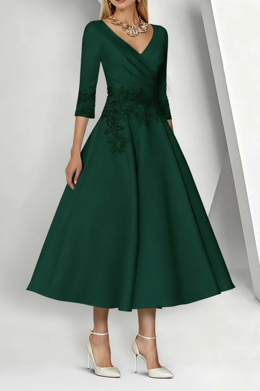 A-Line/Princess V-Neck Satin Mother of the Bride Dresses 3/4 Sleeves Pleated Lace Tea-Length