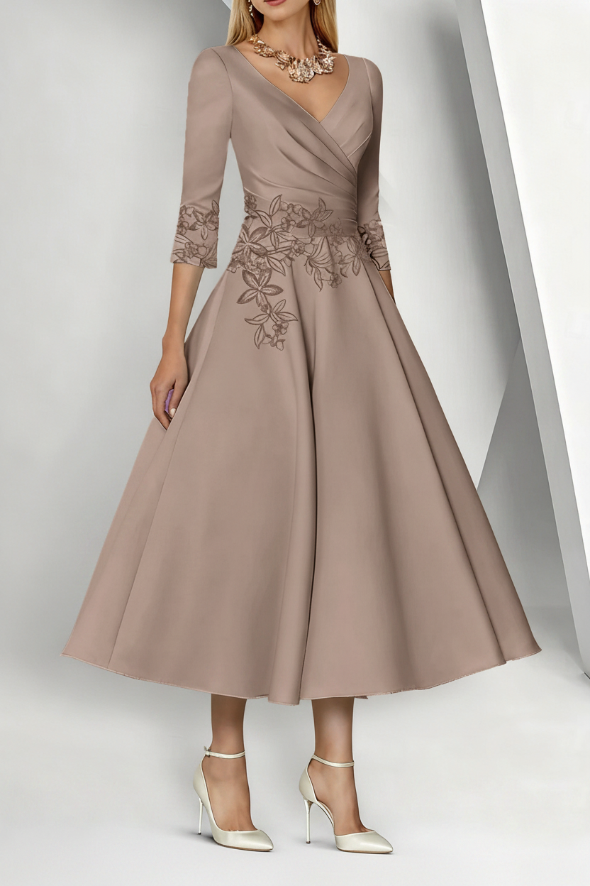 A-Line/Princess V-Neck Satin Mother of the Bride Dresses 3/4 Sleeves Pleated Lace Tea-Length