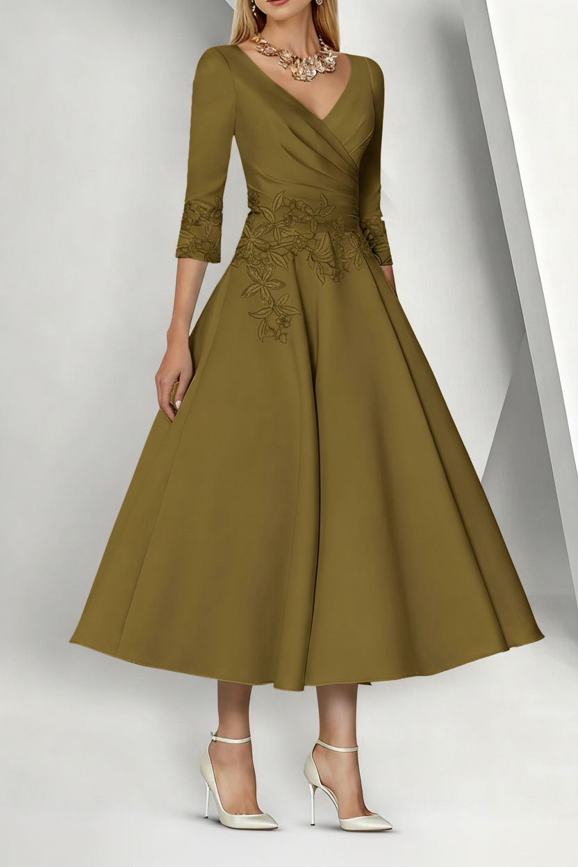 A-Line/Princess V-Neck Satin Mother of the Bride Dresses 3/4 Sleeves Pleated Lace Tea-Length