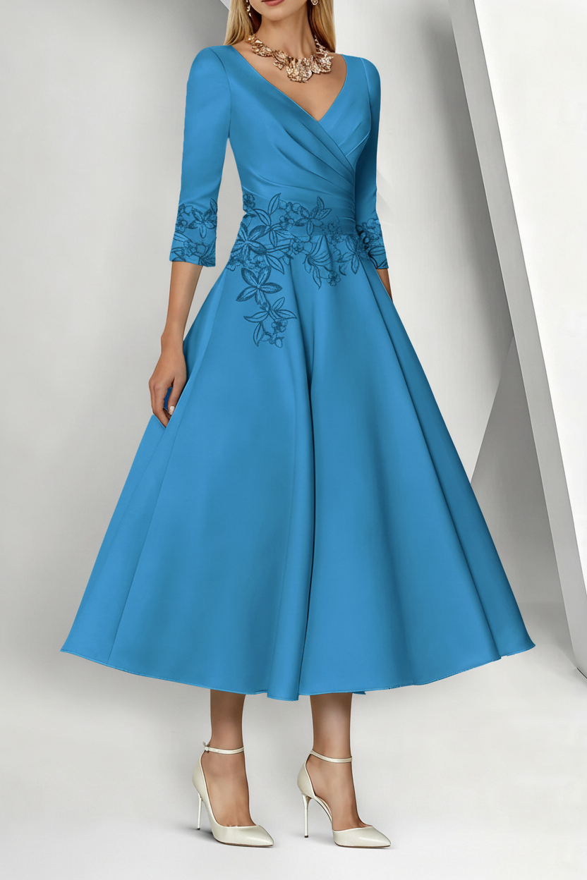 A-Line/Princess V-Neck Satin Mother of the Bride Dresses 3/4 Sleeves Pleated Lace Tea-Length