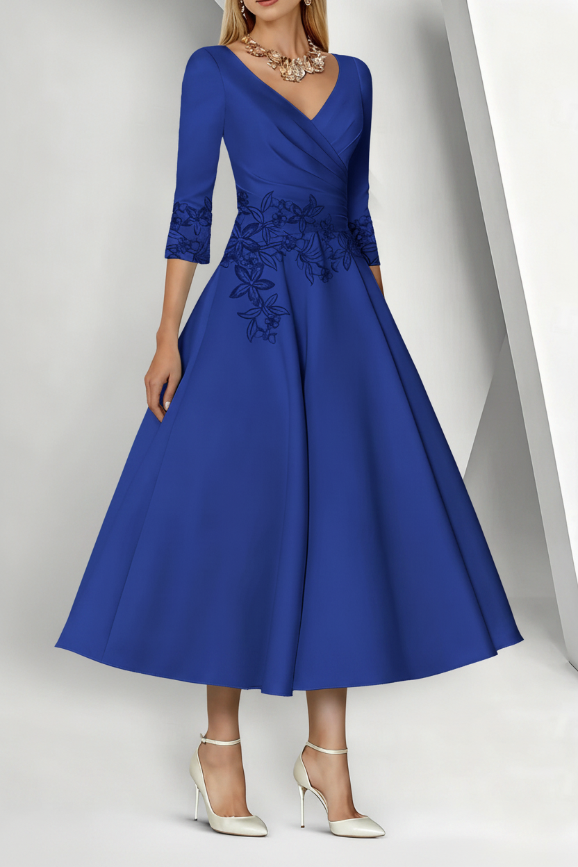 A-Line/Princess V-Neck Satin Mother of the Bride Dresses 3/4 Sleeves Pleated Lace Tea-Length
