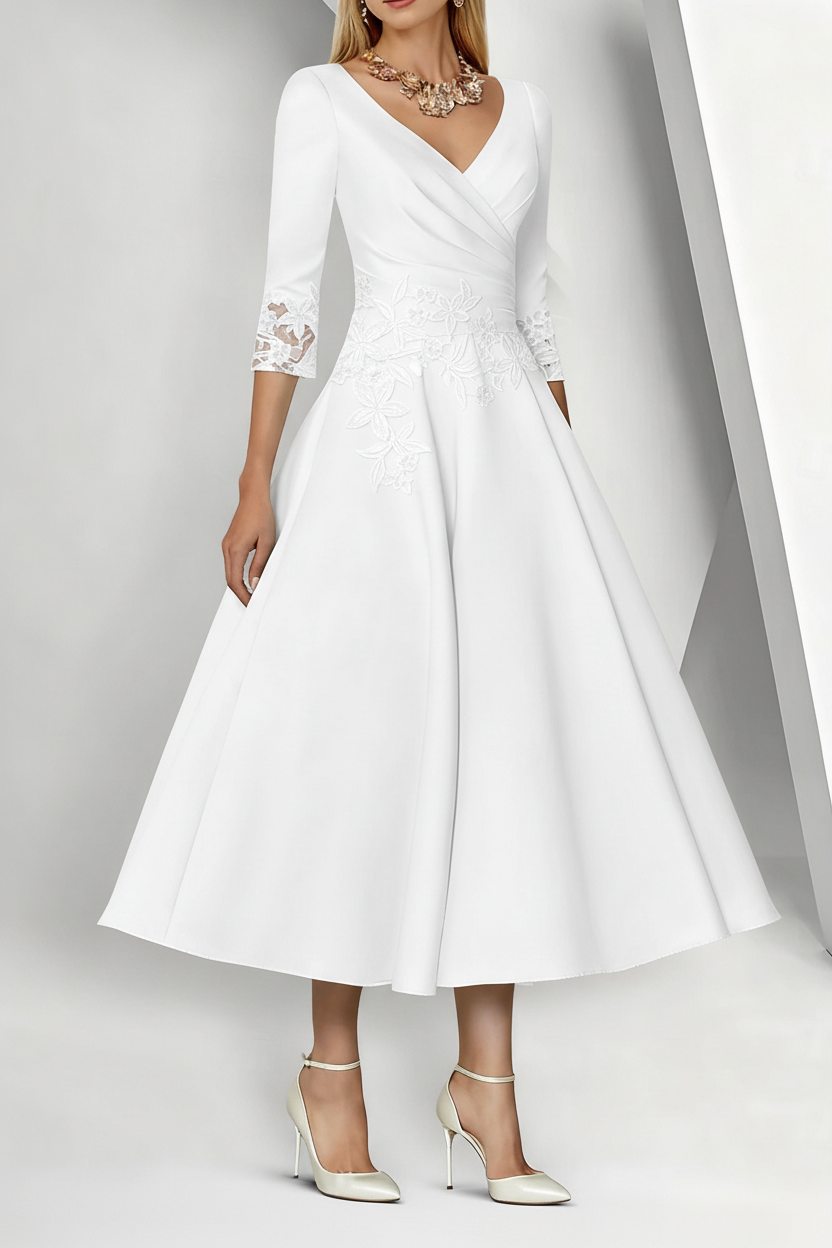 A-Line/Princess V-Neck Satin Mother of the Bride Dresses 3/4 Sleeves Pleated Lace Tea-Length