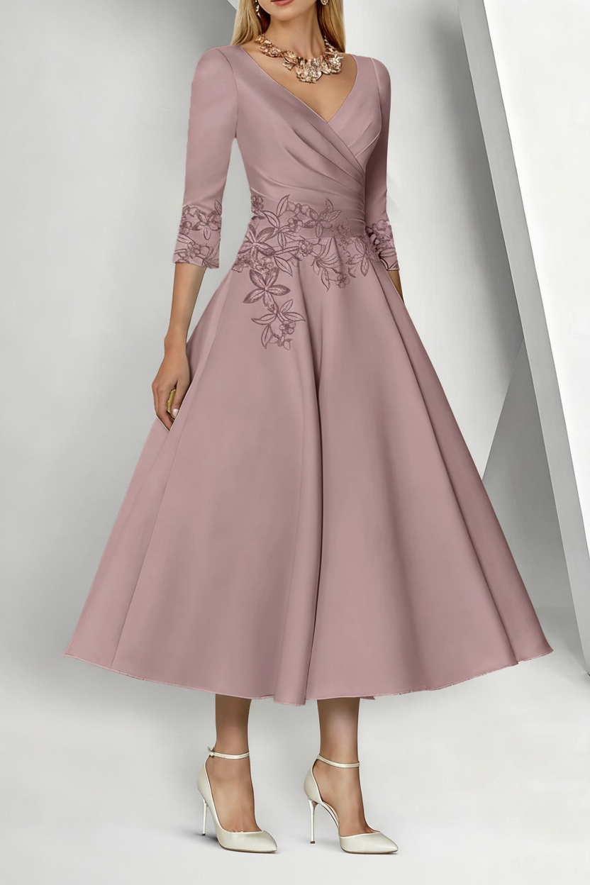 A-Line/Princess V-Neck Satin Mother of the Bride Dresses 3/4 Sleeves Pleated Lace Tea-Length