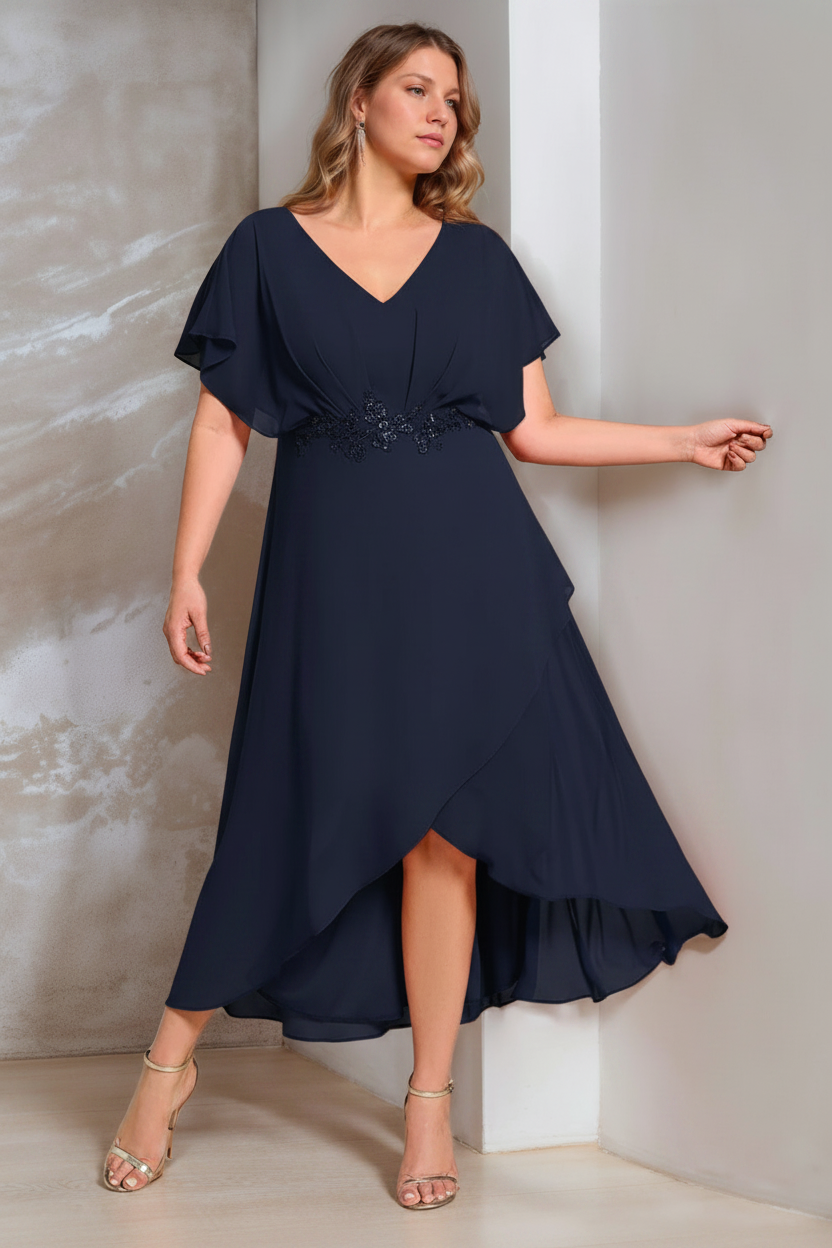 A-Line/Princess V-Neck Short Sleeves Asymmetrical Plus Size Mother Of The Bride Dresses with Appliques