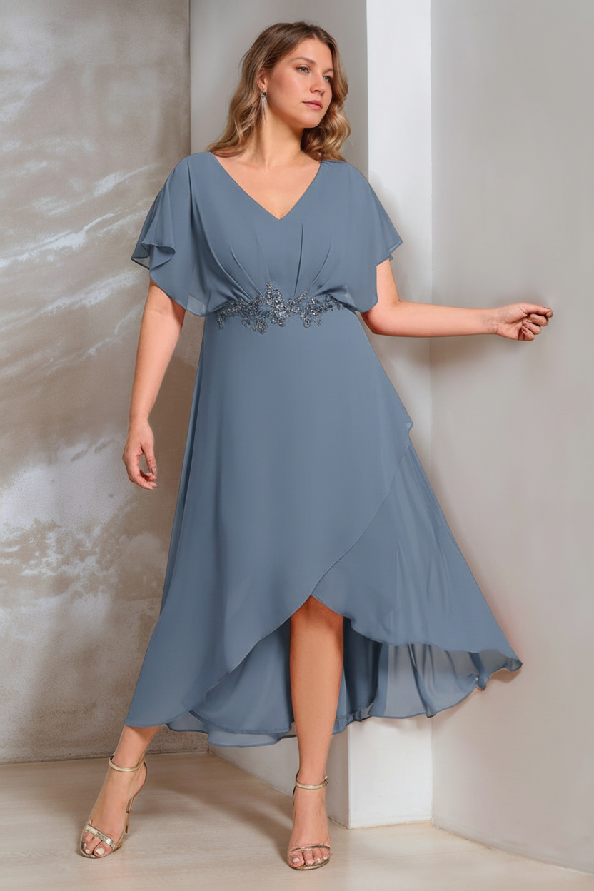 A-Line/Princess V-Neck Short Sleeves Asymmetrical Plus Size Mother Of The Bride Dresses with Appliques