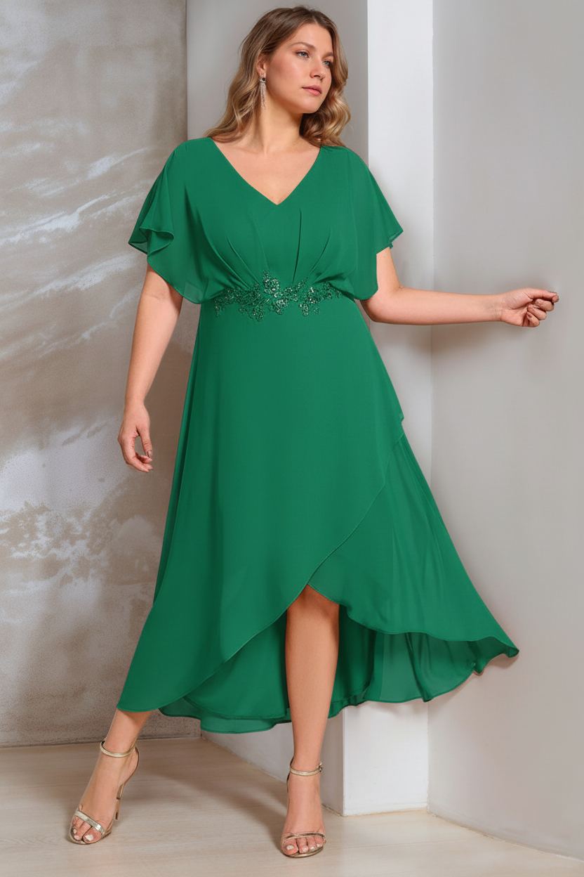 A-Line/Princess V-Neck Short Sleeves Asymmetrical Plus Size Mother Of The Bride Dresses with Appliques