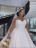 A-Line Exquisite Floor-Length Long Sleeve Lace V-Neck Tulle Wedding Dresses with Beadings
