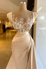 Amazing Column Satin Sleeveless Prom Evening Dresses with Lace and Pearls