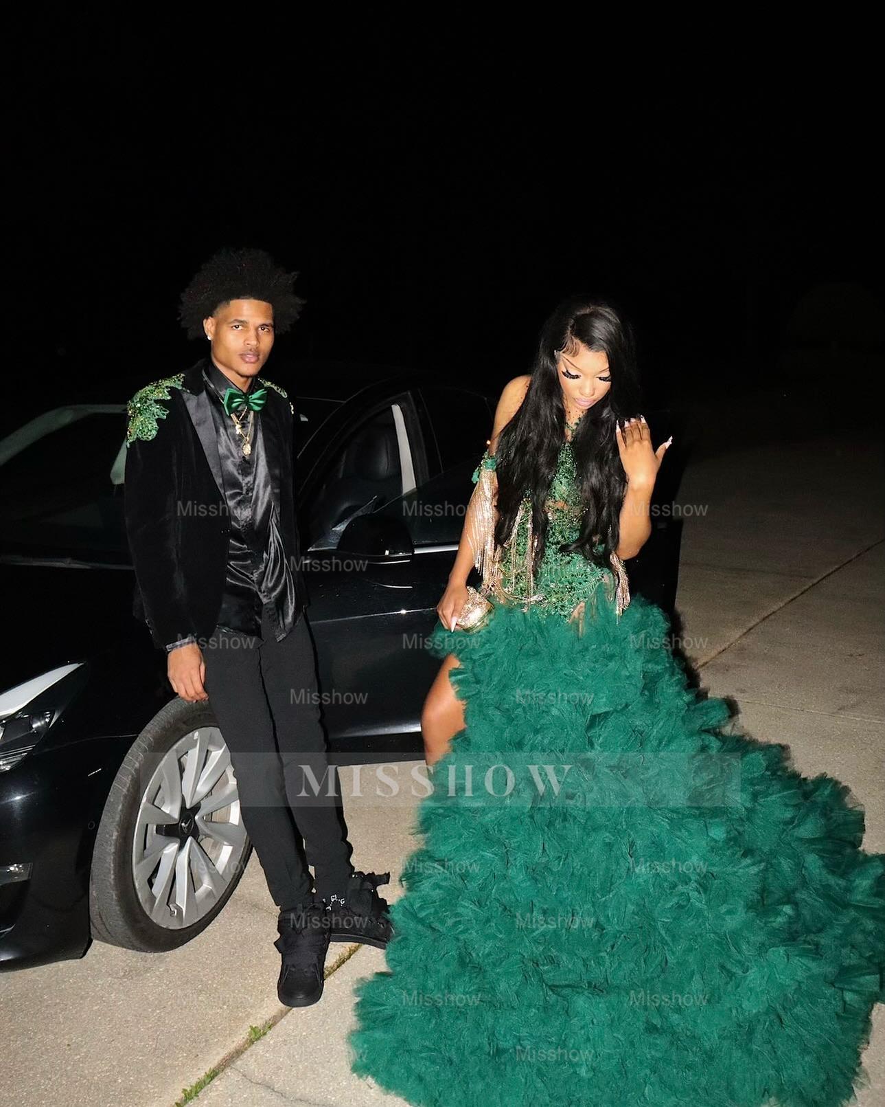 Amazing Long Emerald Beaded Sleeveless Prom Dress with Slit and Veil