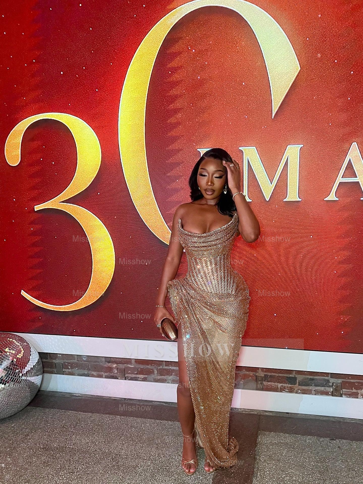 Champagne strapless split-front mermaid prom dress
