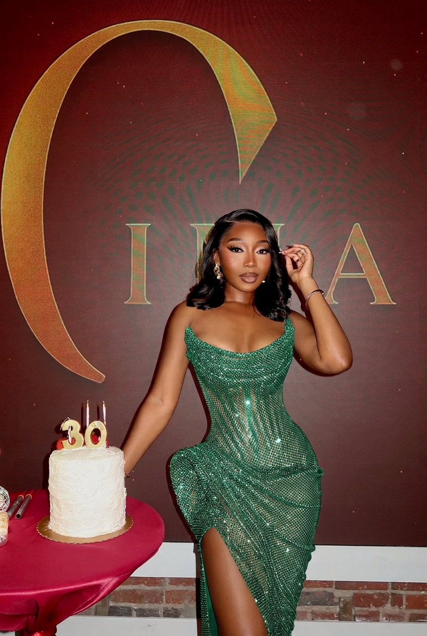 Emerald green strapless split-front mermaid prom dress