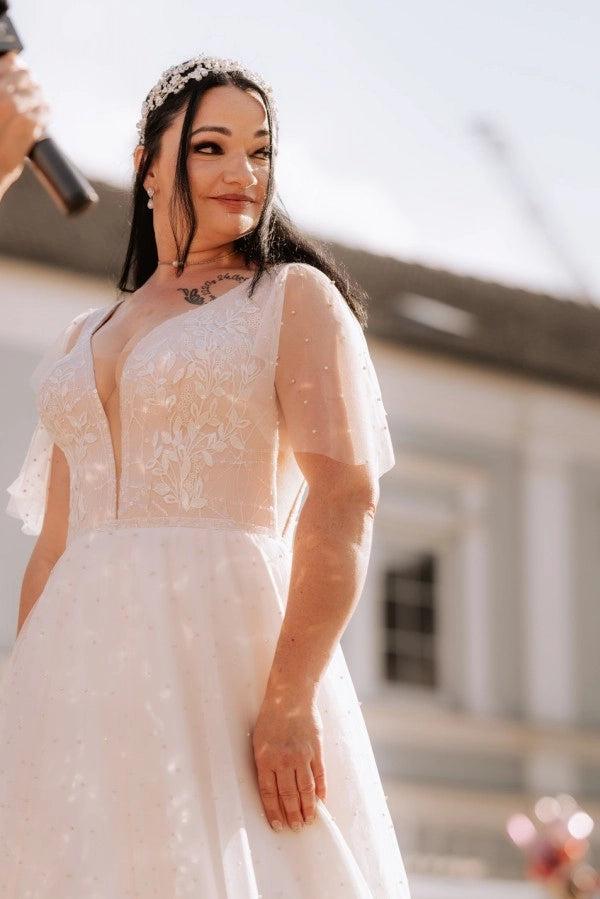 Attractive Ivory V-Neck Short Sleeves A-Line Wedding Dress with Appliques and Beads