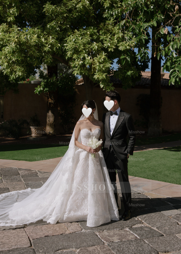 Attractive Long White Strapless Ball Gown Lace Wedding Dress