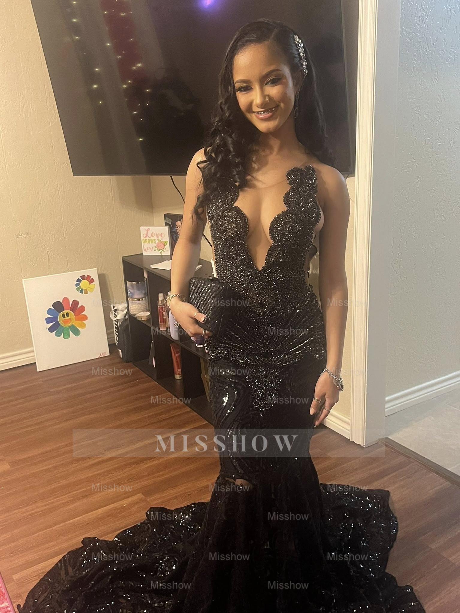 Beautiful Black Mermaid V-neck Sleeveless Lace Long Prom Dress