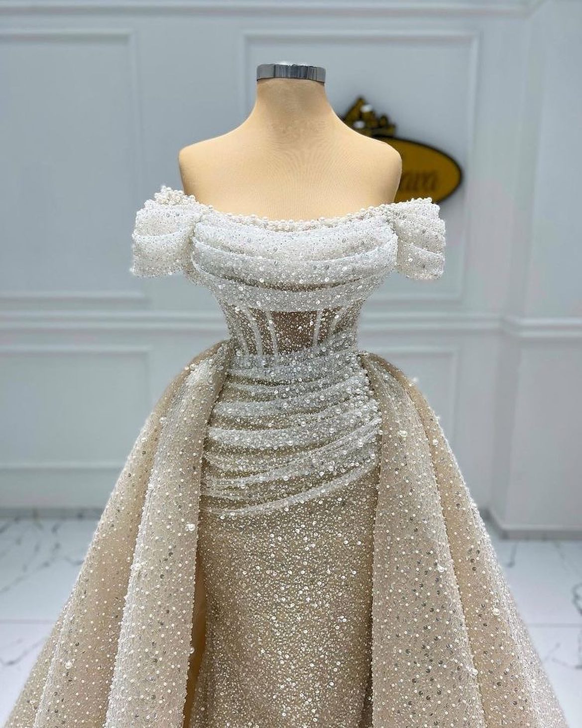 Beautiful Long A-line Off-the-shoulder Beaded Wedding Dress with Detachable Train