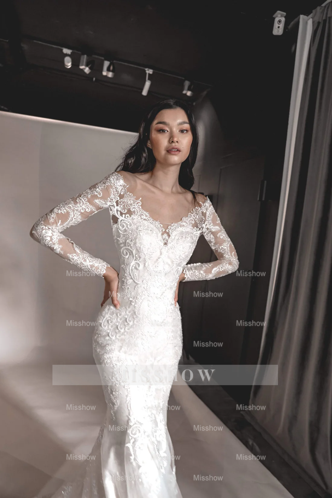 Beautiful Long White Mermaid Off-the-shoulder Lace Appliques Wedding Dress