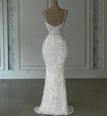 Beautiful Long White Mermaid Sweetheart Beaded Sleeveless Wedding Dress with Pearls