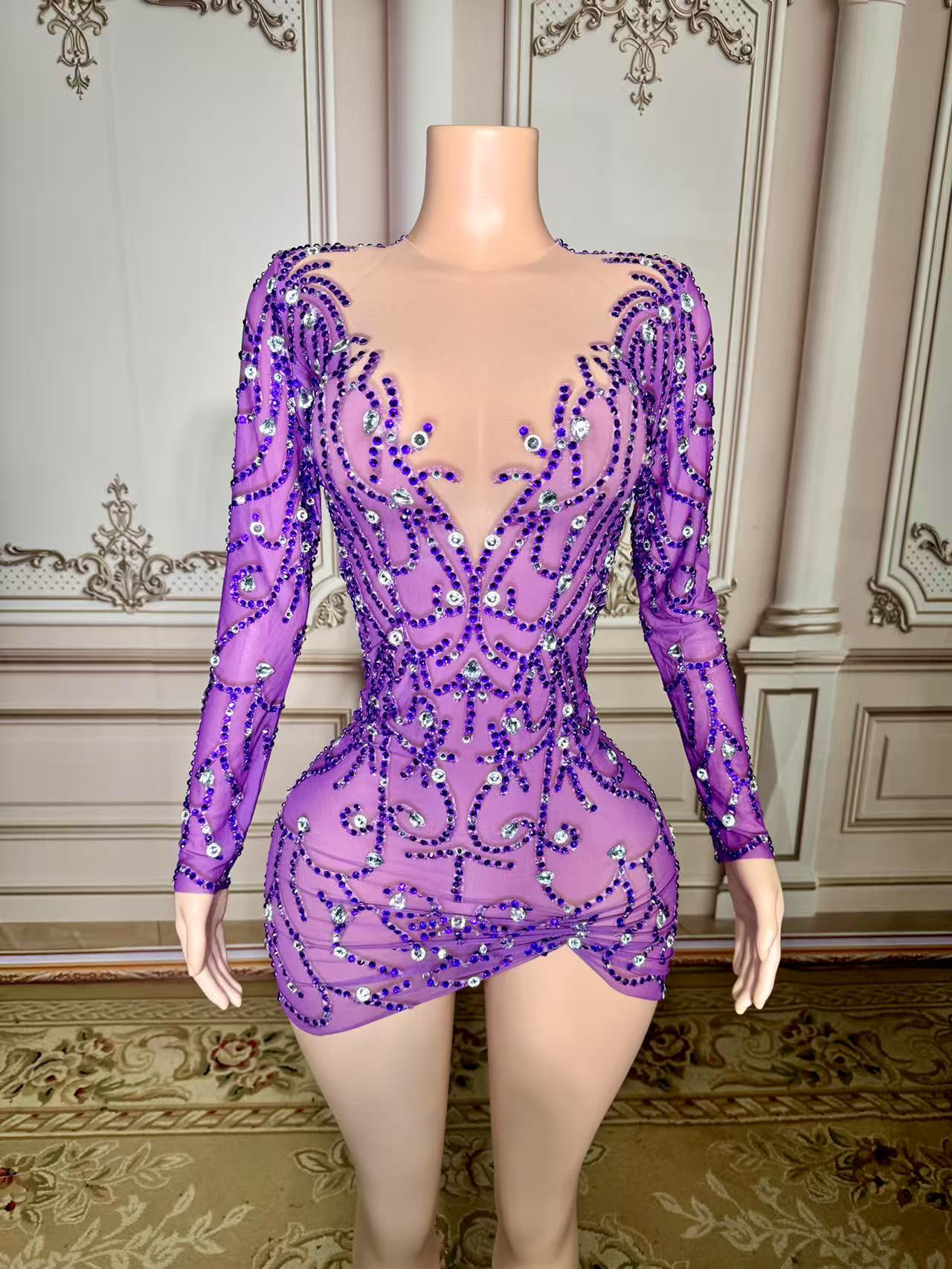 Beautiful Purple Crew Column Beaded Homecoming Dress Long Sleeve Short Tulle Mini Dresses With Rhinestones