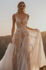 Beautiful White V-Neck Spaghetti Strap A-Line Sleeveless Tulle Wedding Dresses With Appliques