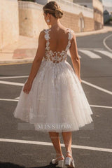 Beauty White Sweetheart Sleeveless A-line Wedding Dress with Appliques