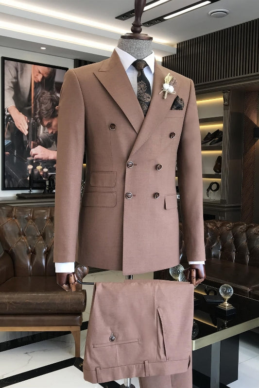 Bespoke Light Coffee Double-Breasted Peaked Lapel Prom Suit