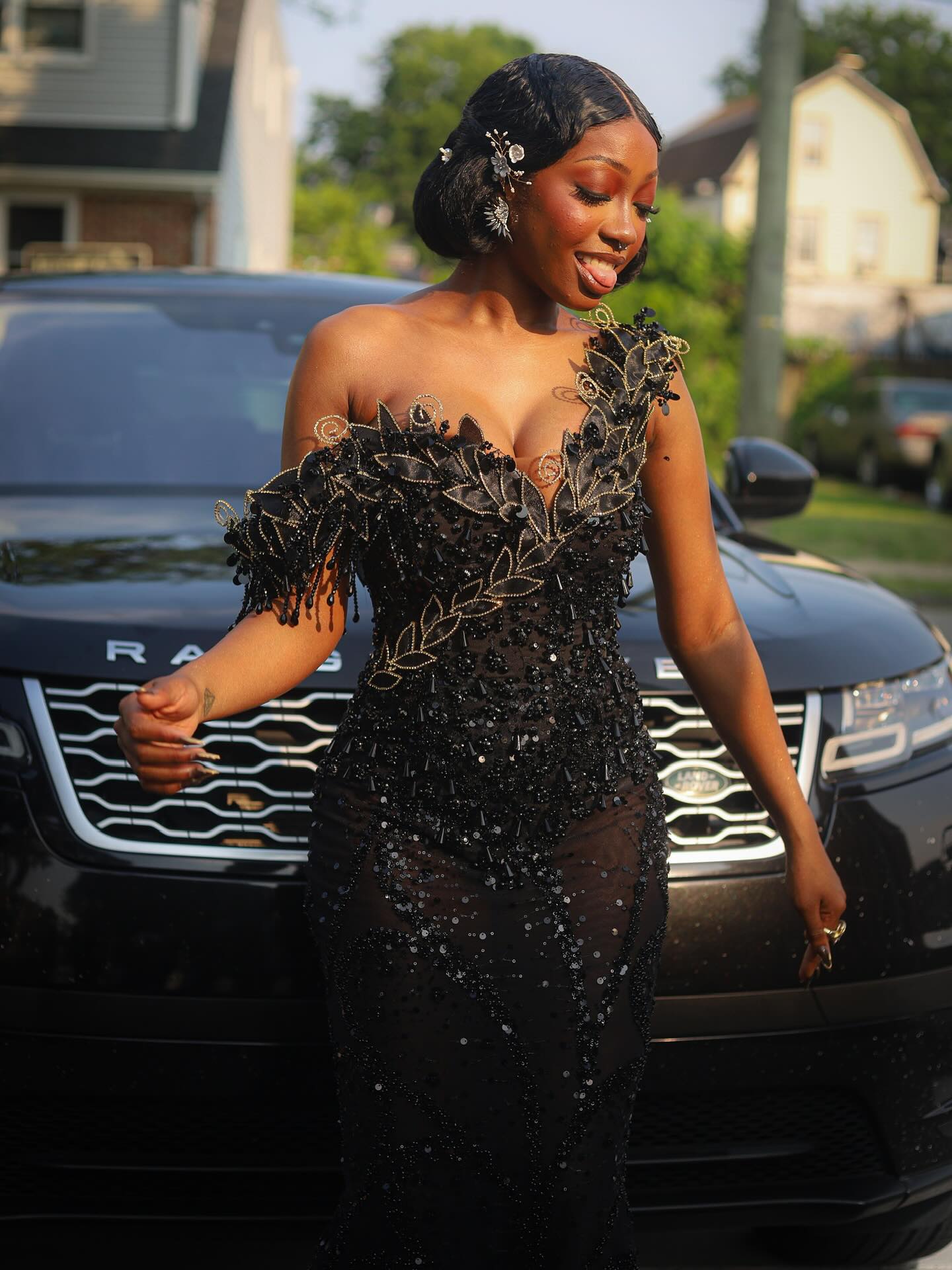 Black Mermaid Prom Dress Deep V Sweetheart Sheer Illusion One Shoulder 3D Black Leaf Floral Applique Gold Baroque Scroll Vine Beading Black Bugle Bead Fringe Tassel All-Over Sequin Barely There Court Train Gown