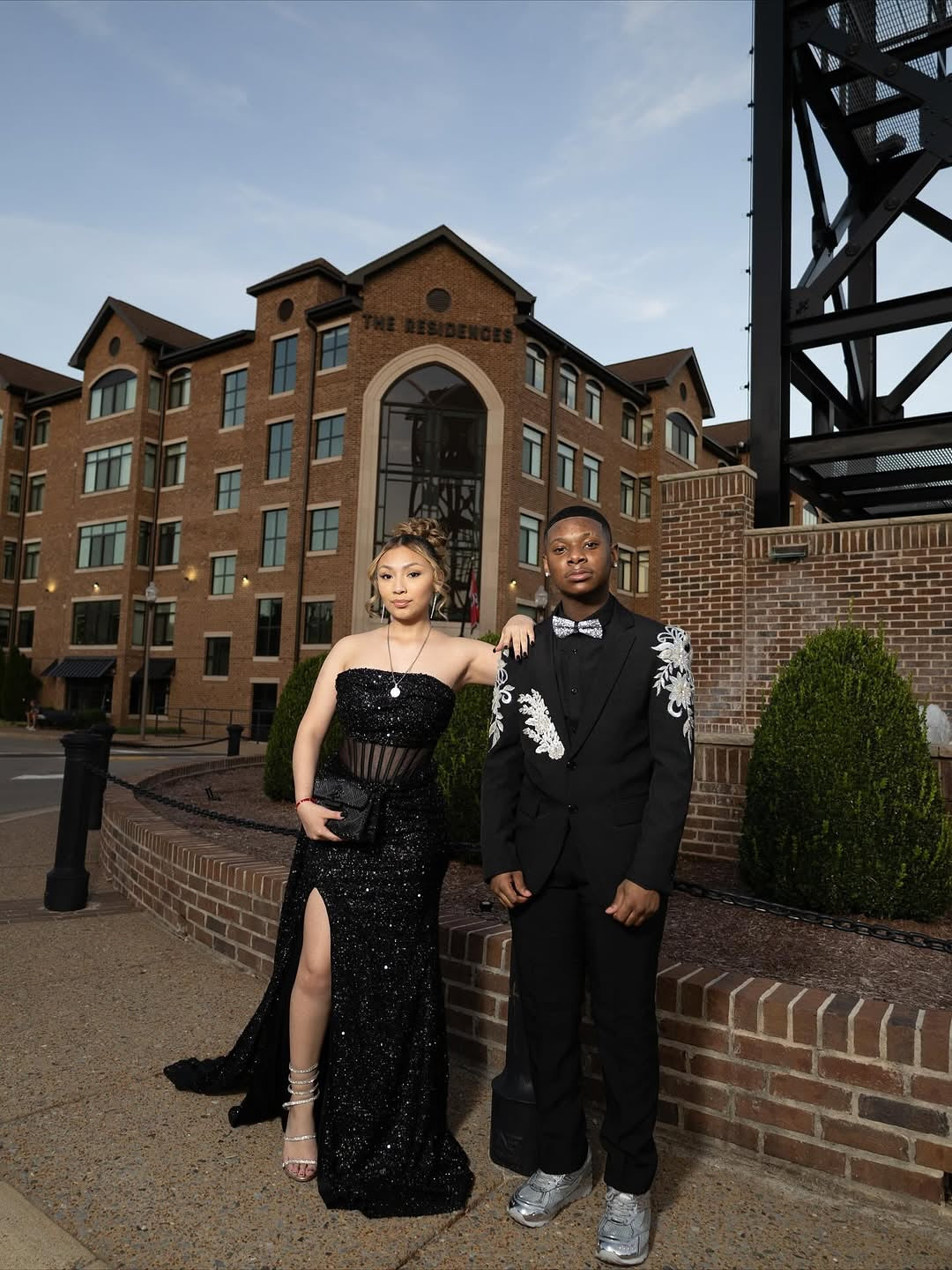 Black Mermaid Prom Dress Strapless Sweetheart Sheer Illusion Boned Corset Crystal Scatter Beaded All-Over Glitter Sequin High Split Cathedral Train Gown