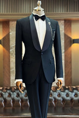 Black Shawl Lapel Wedding Suit for Men
