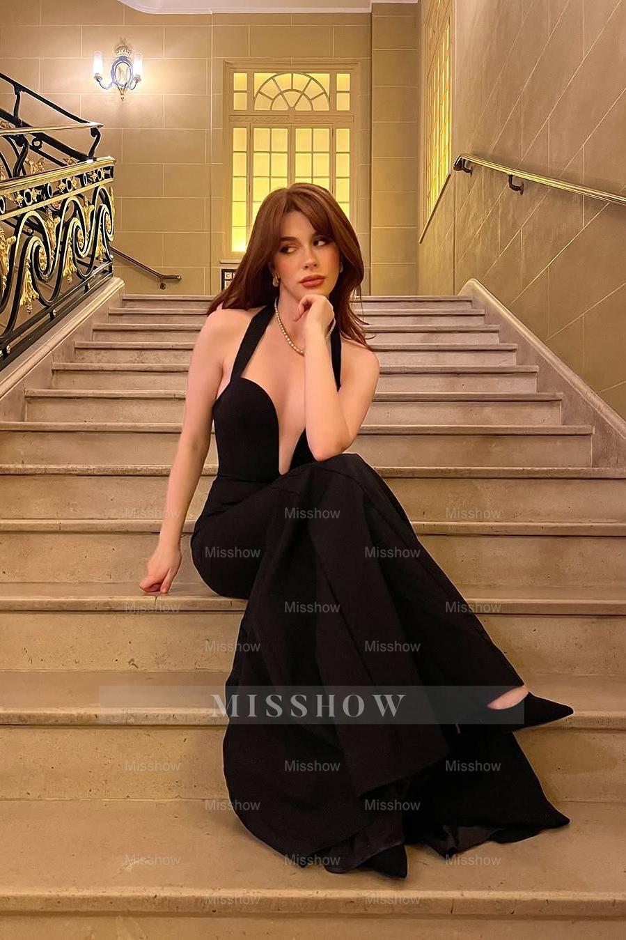 Black Sleeveless Halter Mermaid Long Formal Dress With Pleated