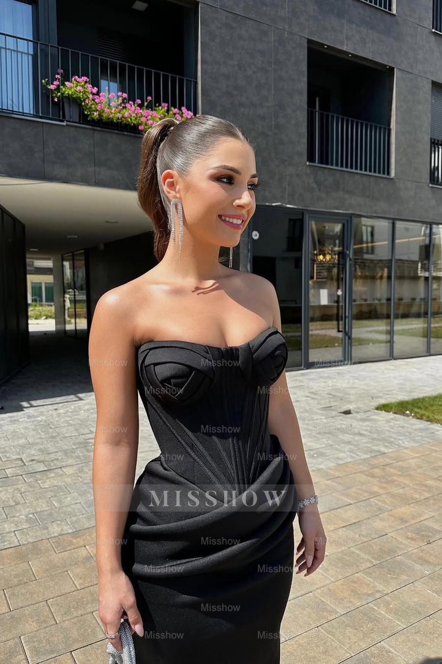 Black Strapless Sleeveless Sweetheart Long Formal Dress With Pleated