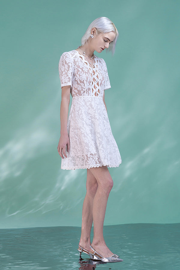 Boho Short White Lace V-neck Dress wirh Short Sleeves