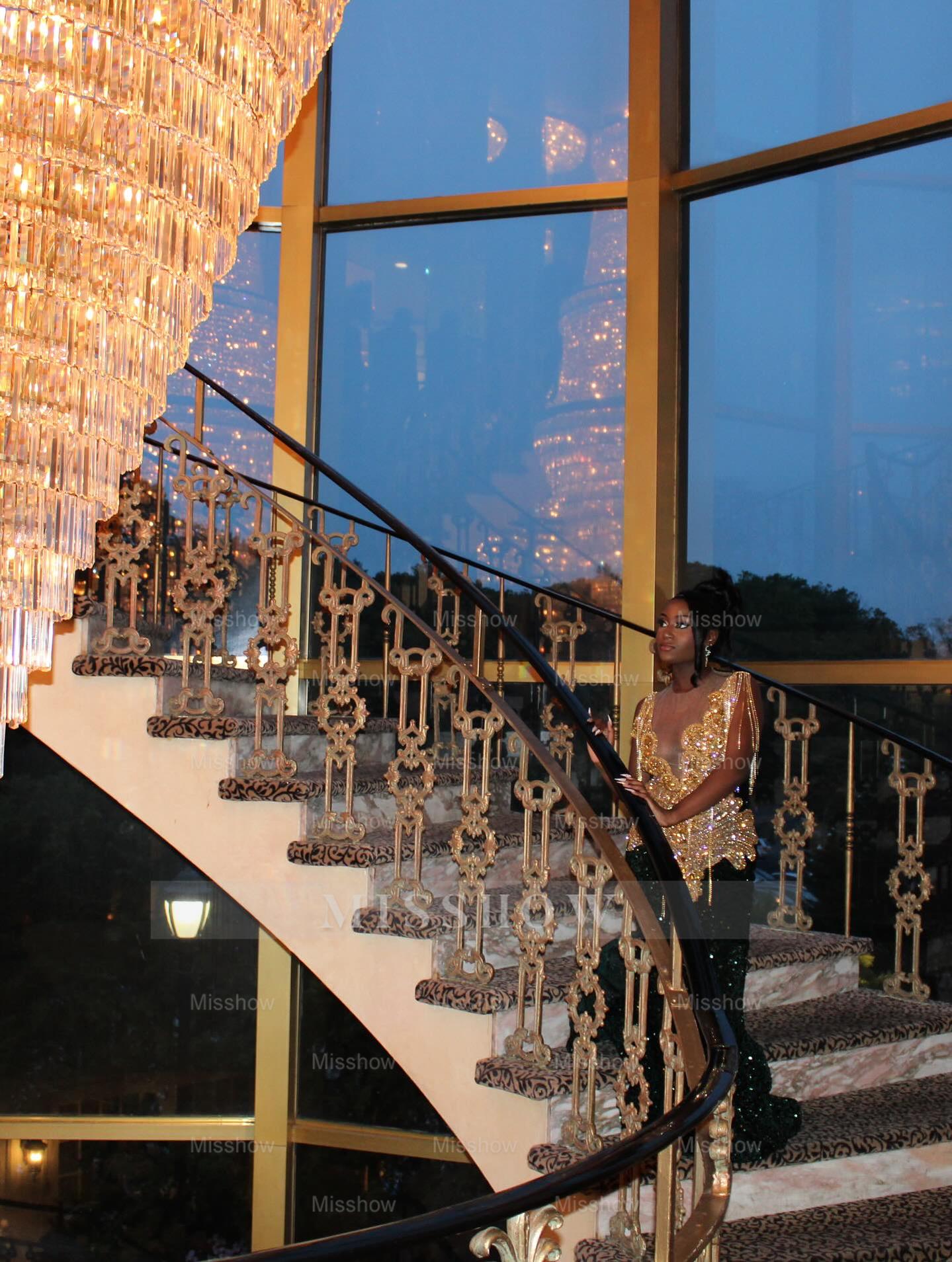 Bold Long Dark Green Sequined V-Neck Sleeveless Mermaid Prom Dress with Rhinestones and Tassels