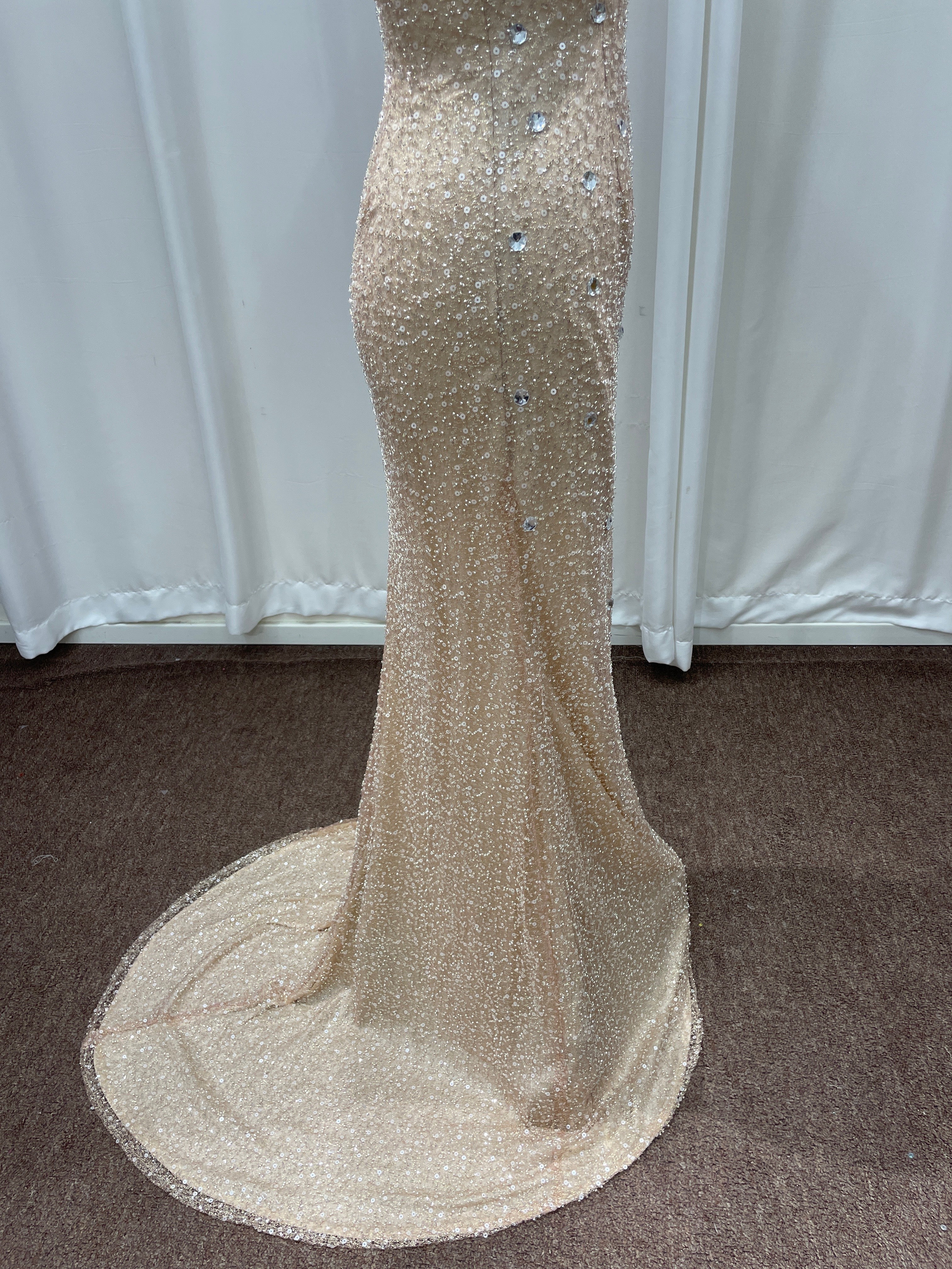 Champagne Scoop Sequined Column Long Evening Dresses with Sweep Train