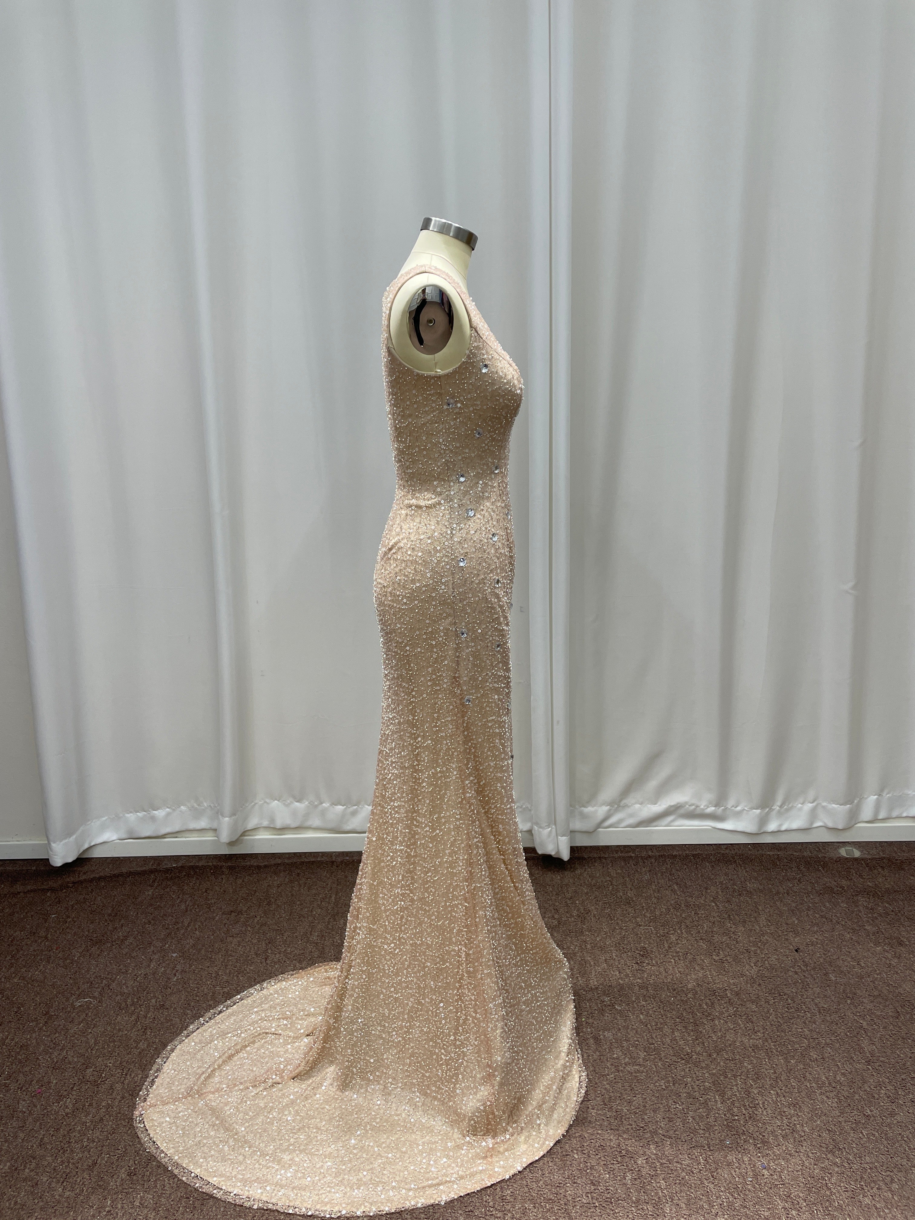 Champagne Scoop Sequined Column Long Evening Dresses with Sweep Train