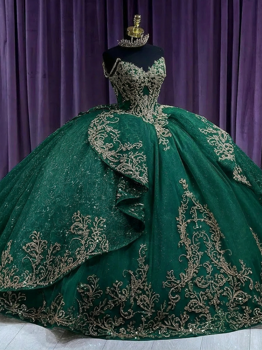 Champagne Sweetheart Sleeveless Lace Applique Beaded Ruffles Ball Gown Quinceanera Dress