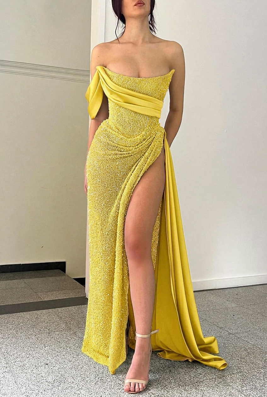 Yellow sweetheart split-front A-line prom dress