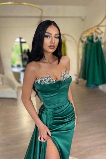 Charming Green Sweetheart A-Line Beaded Sleeveless Satin Panel Train Ruffle Evening Dresses With High Slit