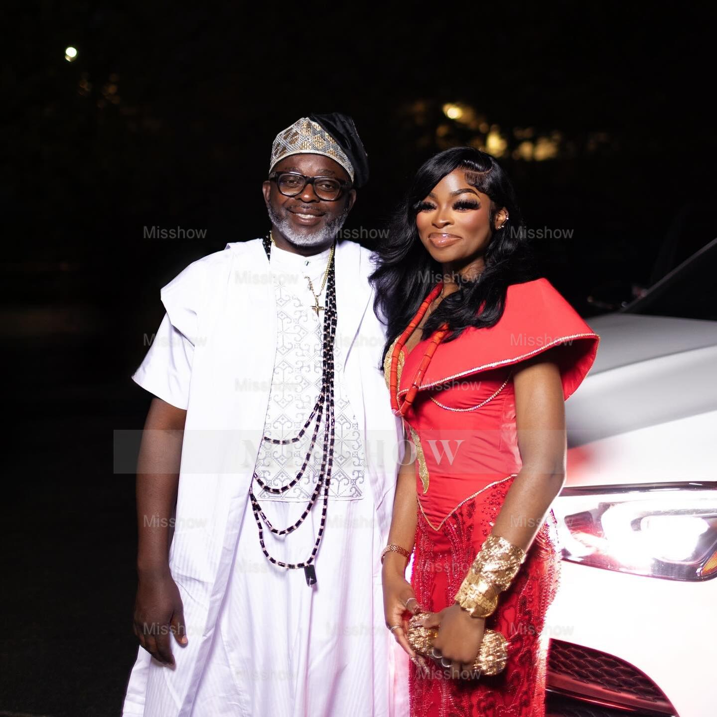 Charming Long Red Off-The-Shoulder Sleeveless Mermaid Prom Dress with Embroidery