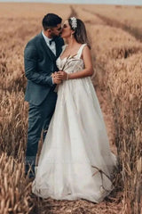 Charming Long White A-line Tulle Sleeveless Wedding Dress with Lace