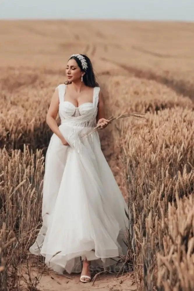 Charming Long White A-line Tulle Sleeveless Wedding Dress with Lace