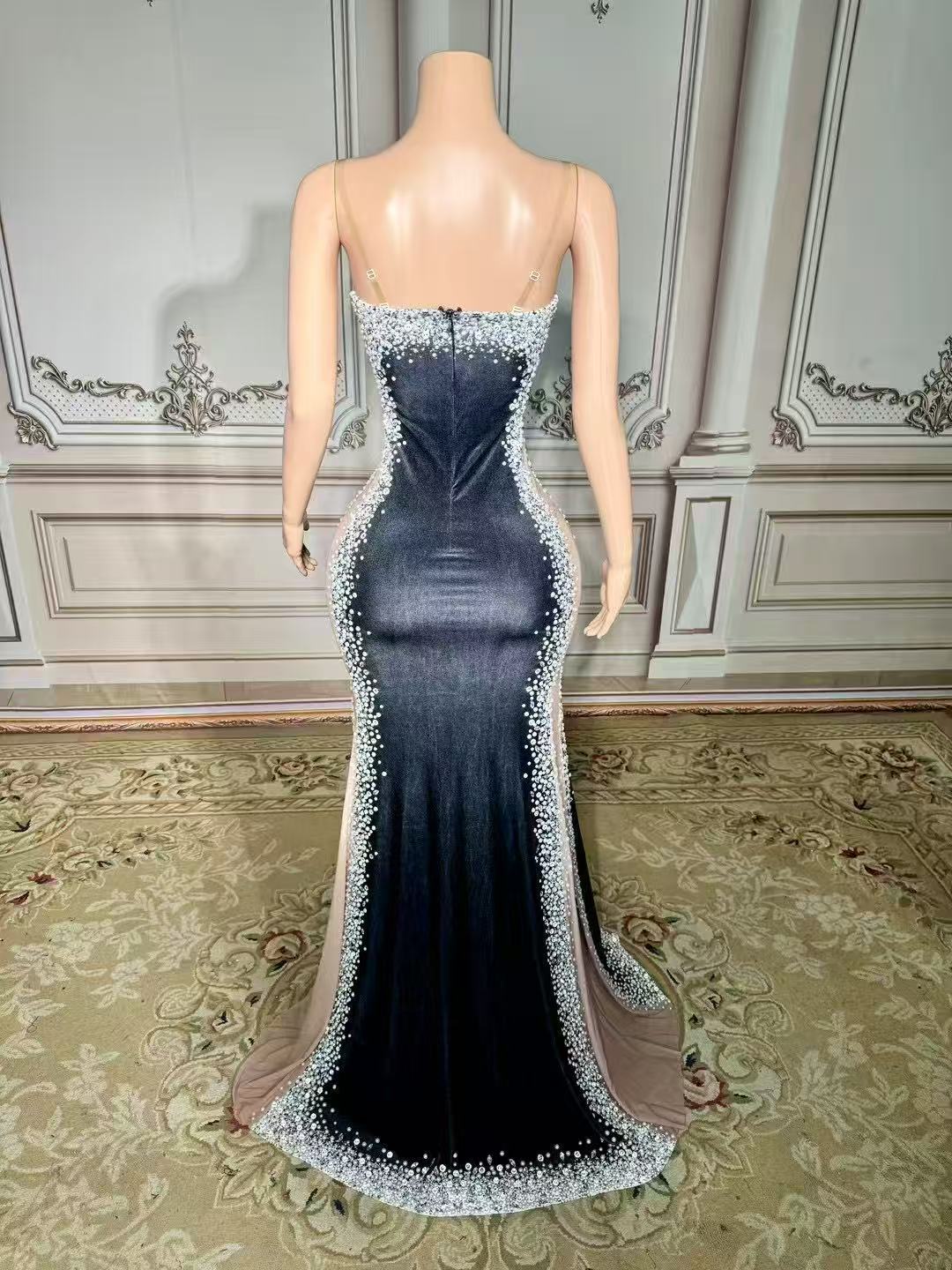 Charming Mermaid V-Neck Spaghetti Strap Beaded Sleeveless Front Slit Long Velour Evening Dresses With Pearls