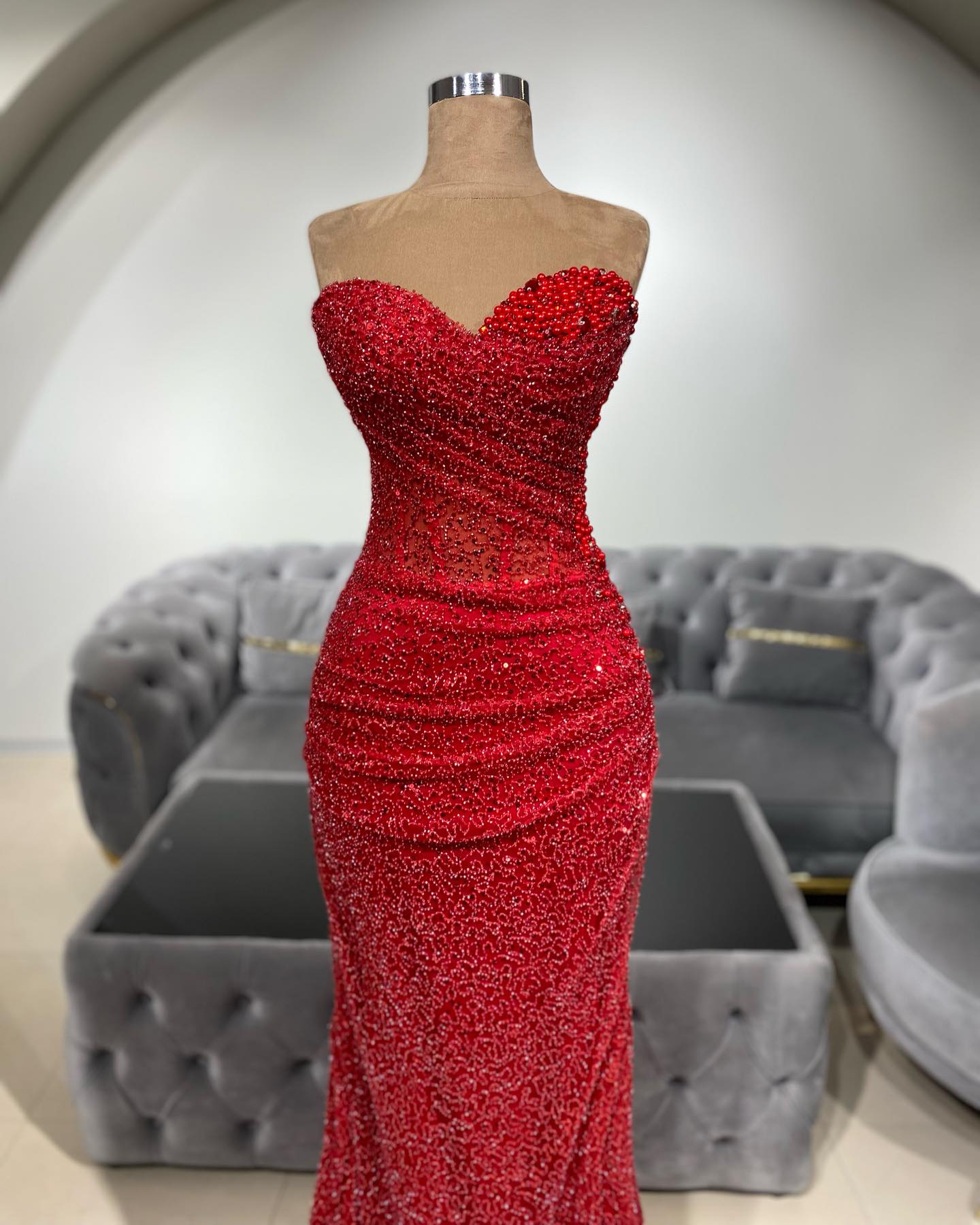 Charming Red Mermaid Sweetheart Sleeveless Sequined Beaded Long Evening Dress With Ruffles