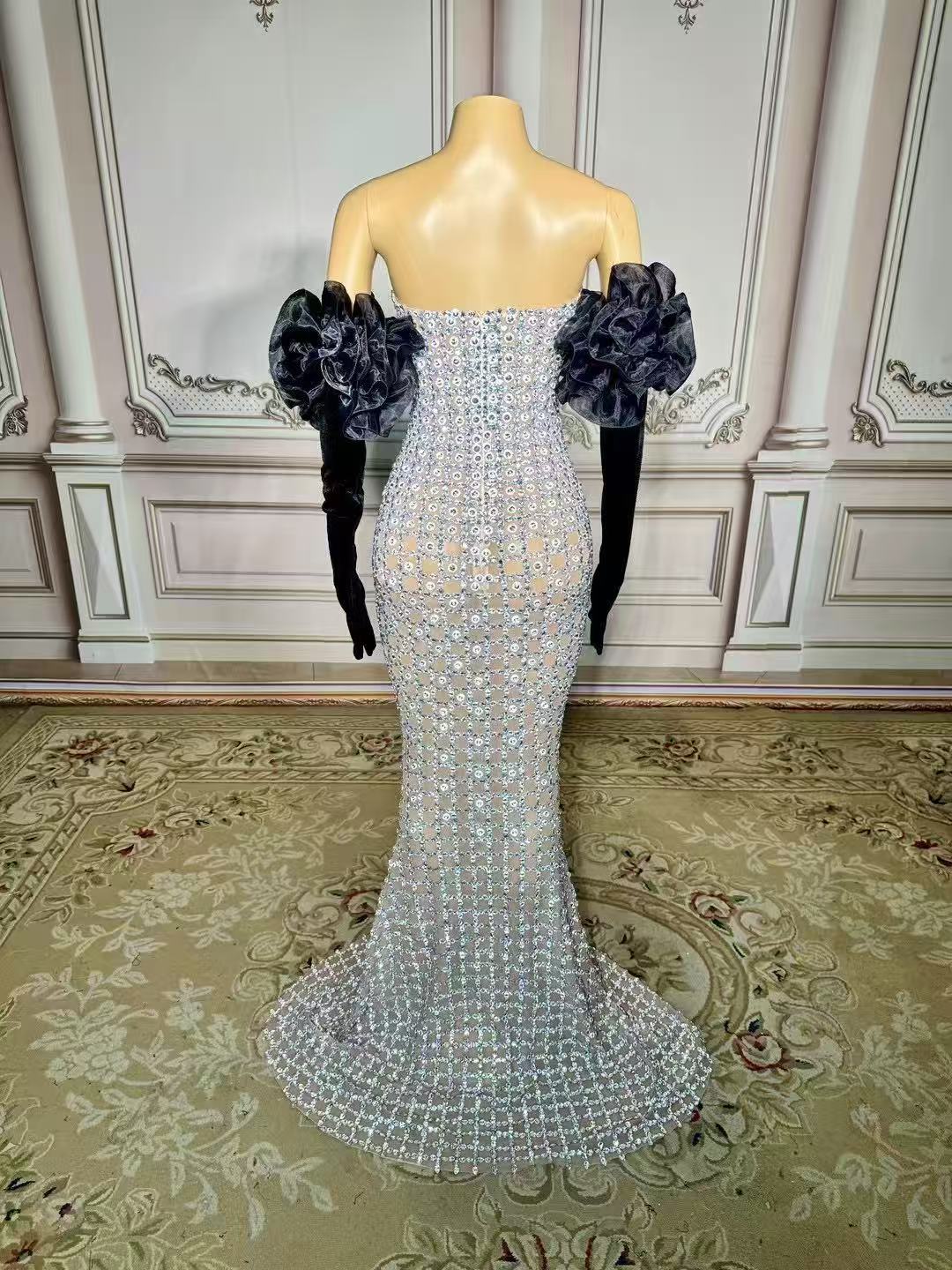 Charming Silver Mermaid Strapless Beaded Sleeveless Floor-Length Tulle Evening Dresses With Rhinestones