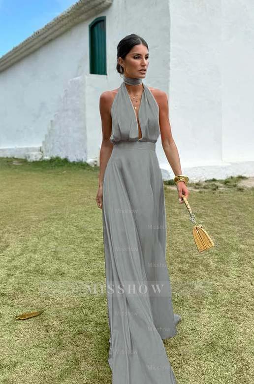 Charming Sleeveless Halter V Neck Long Formal Dress With Pleated