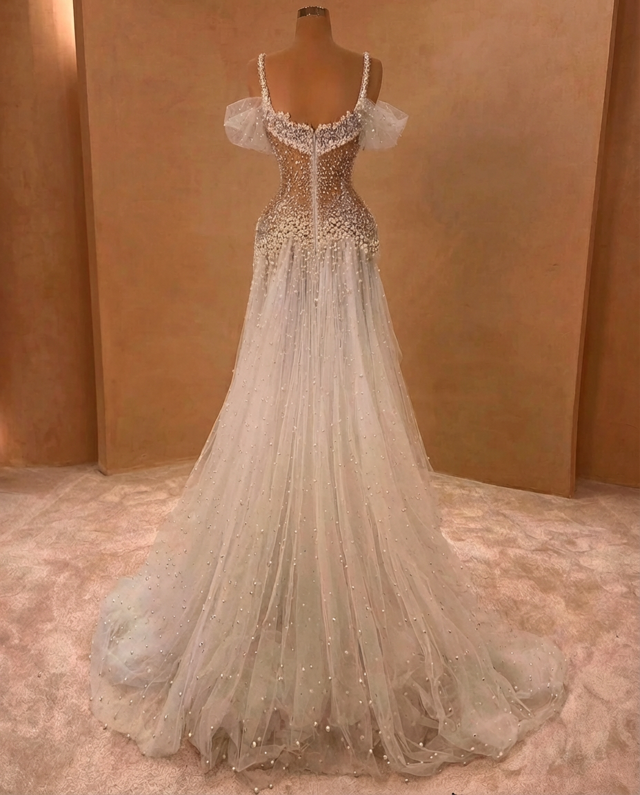 Charming White A-Line Off-The-Shoulder Spaghetti Strap Beaded Lace Sleeveless Long Tulle Wedding Dresses With Pearls