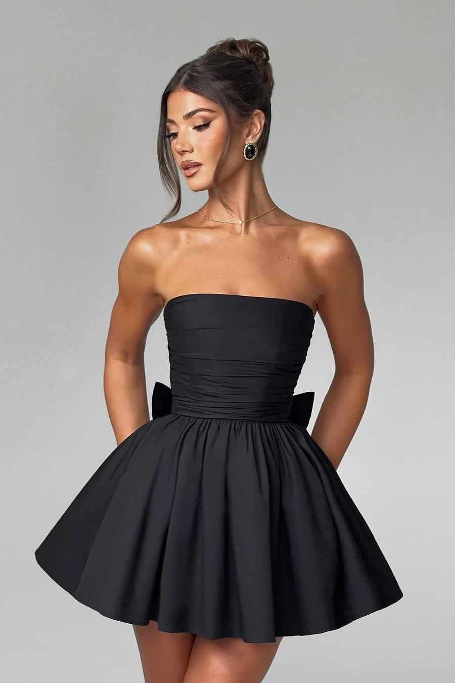 Chic Black Strapless Sleeveless A Line Short Formal Dress With Bowknot