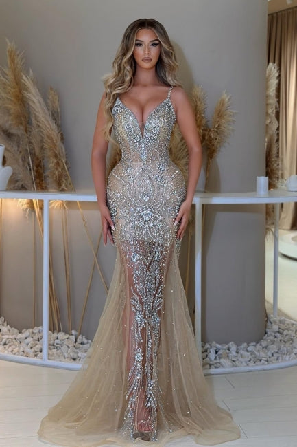Chic Champagne Mermaid V-Neck Spaghetti Strap Sleeveless Sequined Long Tulle Evening Dresses With Rhinestone